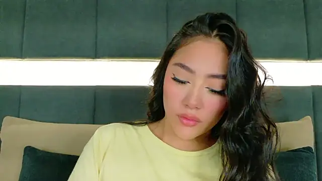 nicolle pierce online show from 11-08-25, 12:52