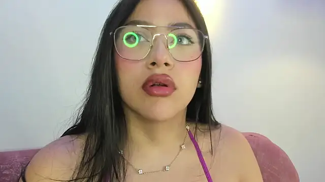 nicolle pierce online show from 01-15-26, 01:58