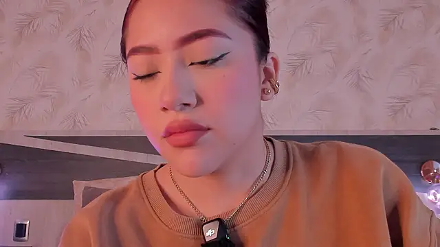 Snapshot of nicolle_pierce chatting on 02-28-26, 01:33 nicolle pierce online show from 02-28-26, 01:33