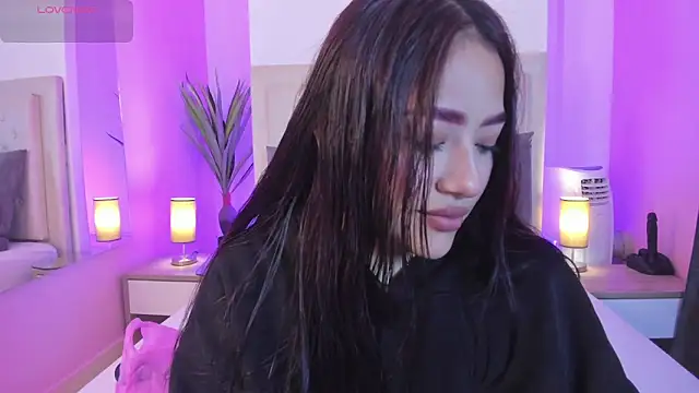 nicolle pierce online show from 03-27-26, 01:01