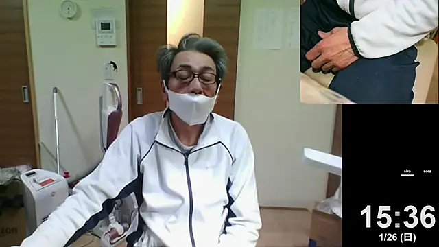 Snapshot of mama010-chan chatting on 01-26-25, 06:38 mama010-chan online show from 01-26-25, 06:38