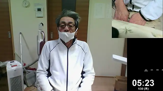 Snapshot of mama010-chan chatting on 01-29-25, 08:25 mama010-chan online show from 01-29-25, 08:25