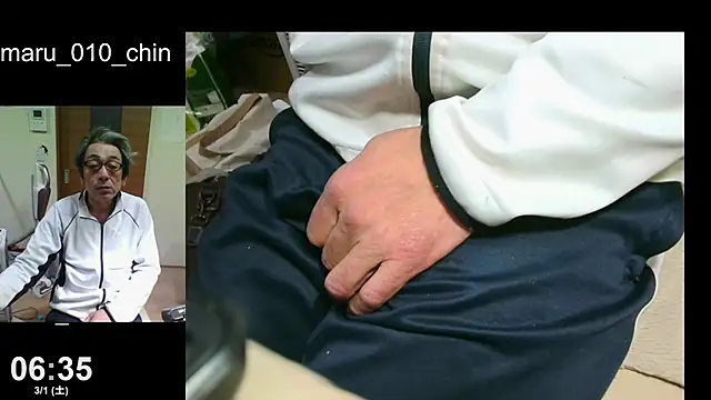 Snapshot of mama010-chan chatting on 03-01-25, 09:37 mama010-chan online show from 03-01-25, 09:37