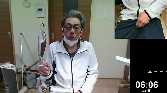 Snapshot of mama010-chan chatting on 02-01-25, 09:08 mama010-chan online show from 02-01-25, 09:08