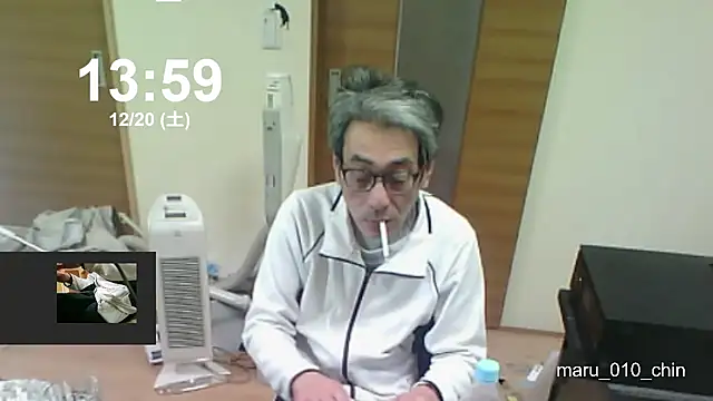 mama010-chan online show from 12-20-25, 04:59