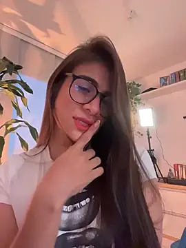 MariaIsabella8 online show from 03-28-26, 10:44