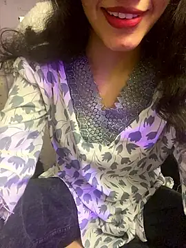 Divyaa69 online show from 01-18-26, 04:21