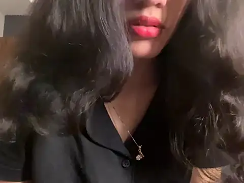Snapshot of Divyaa69 chatting on 07-02-26, 08:15 Divyaa69 online show from 07-02-26, 08:15