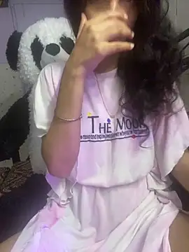 Divyaa69 online show from 12-20-25, 04:10