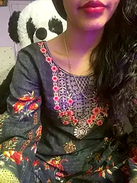 Divyaa69 online show from 12-19-25, 07:11