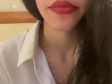 Snapshot of Divyaa69 chatting on 05-17-26, 08:53 Divyaa69 online show from 05-17-26, 08:53