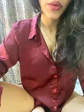 Divyaa69 online show from 09-11-25, 05:13