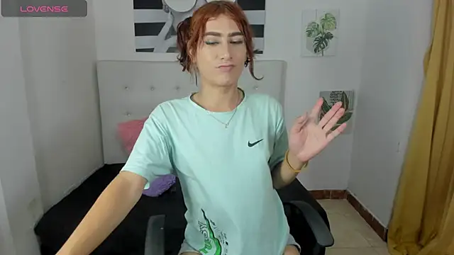 Snapshot of Sofia_agudelo chatting on 10-27-25, 03:13 Sofia agudelo online show from 10-27-25, 03:13
