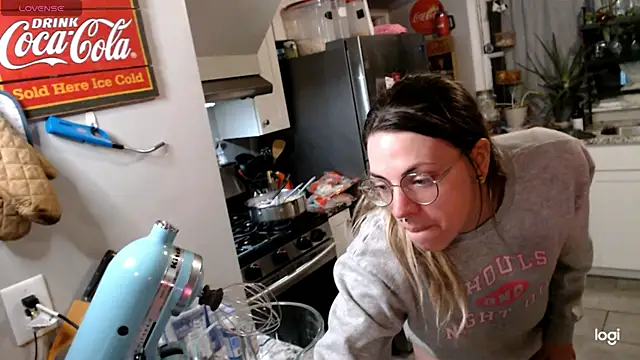 KSwonderland6 online show from 02-21-26, 06:37