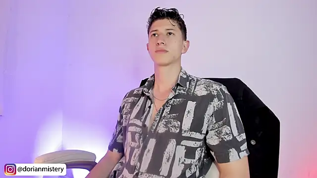 Dorianmistery2322  online show from 04-10-26, 11:45