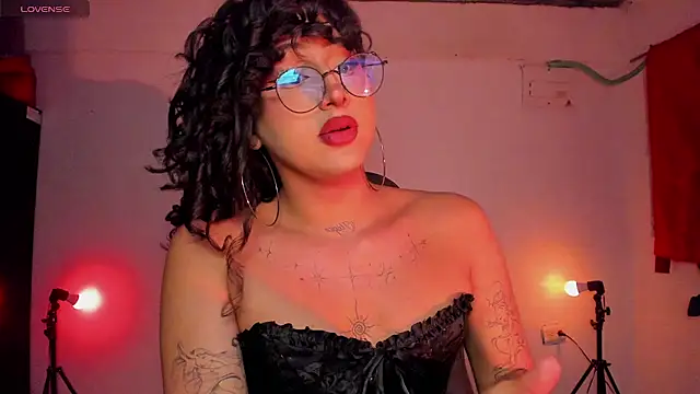 Snapshot of Heka_Prudence chatting on 06-26-26, 03:12 Heka Prudence online show from 06-26-26, 03:12