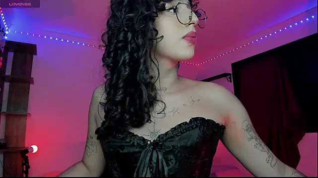 Heka Prudence online show from 02-12-26, 02:55