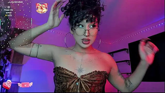 Heka Prudence online show from 03-17-26, 04:04