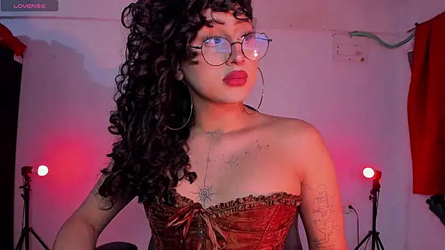Snapshot of Heka_Prudence chatting on 07-27-26, 05:03 Heka Prudence online show from 07-27-26, 05:03