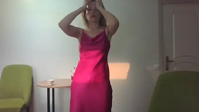 Juli julyyy online show from 12-26-24, 05:04