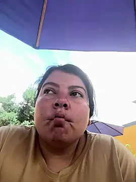Snapshot of Agny__ chatting on 12-29-24, 02:52 Agny online show from 12-29-24, 02:52