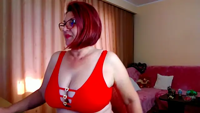 Snapshot of EdithCharm chatting on 08-05-26, 01:16 EdithCharm online show from 08-05-26, 01:16