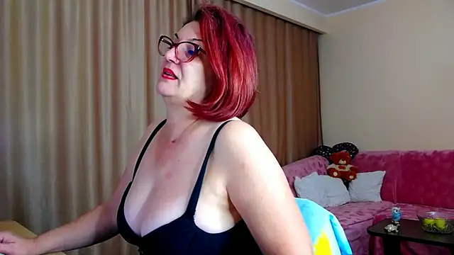Snapshot of EdithCharm chatting on 10-01-25, 03:38 EdithCharm online show from 10-01-25, 03:38