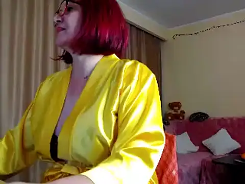 Snapshot of EdithCharm chatting on 01-14-25, 07:11 EdithCharm online show from 01-14-25, 07:11