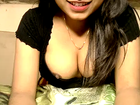 Snapshot of Sanjana_Gupta chatting on 02-24-26, 06:25 Sanjana Gupta online show from 02-24-26, 06:25