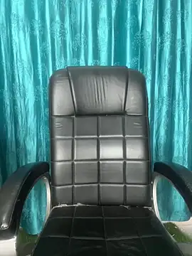 Snapshot of poision51 chatting on 03-06-25, 11:36 poision51 online show from 03-06-25, 11:36