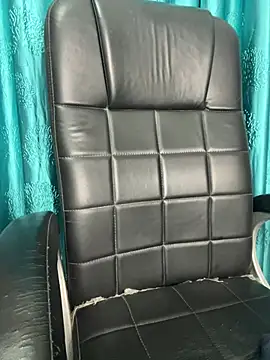 poision51 online show from 02-12-26, 03:39