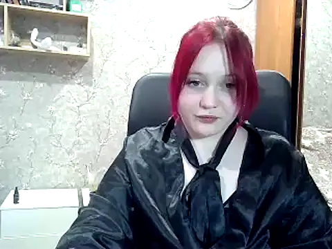 Snapshot of KarolinaCherry chatting on 12-03-24, 06:44 KarolinaCherry online show from 12-03-24, 06:44