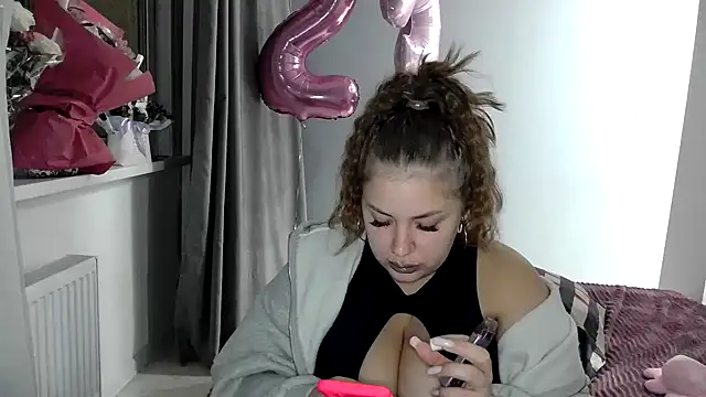 96CHloe96 online show from 01-20-25, 08:29