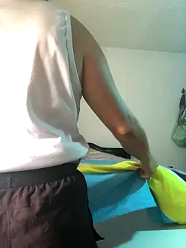 gipsela gomez online show from 11-12-25, 02:10