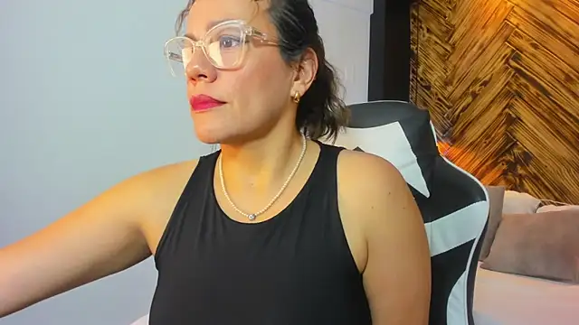 gipsela gomez online show from 03-26-26, 05:55