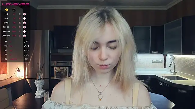 LinnBottrell online show from 02-17-25, 09:10