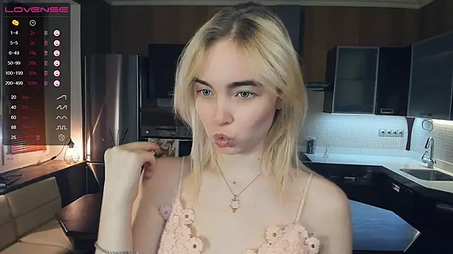 LinnBottrell online show from 02-21-25, 03:12