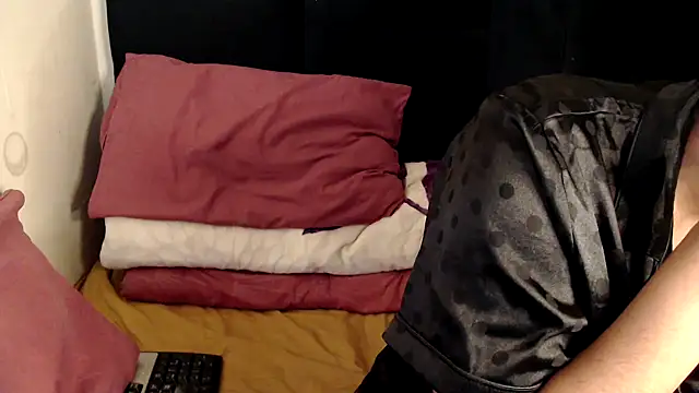 Busty-Londie online show from 11-08-25, 03:32