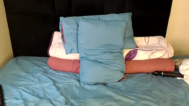 Busty-Londie online show from 02-13-26, 06:46