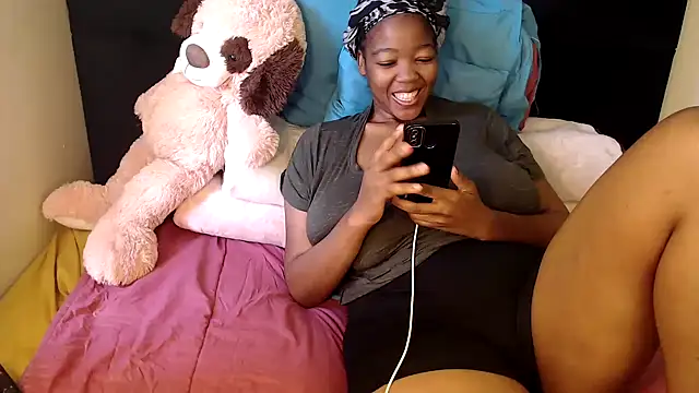 Busty-Londie online show from 03-02-26, 10:44