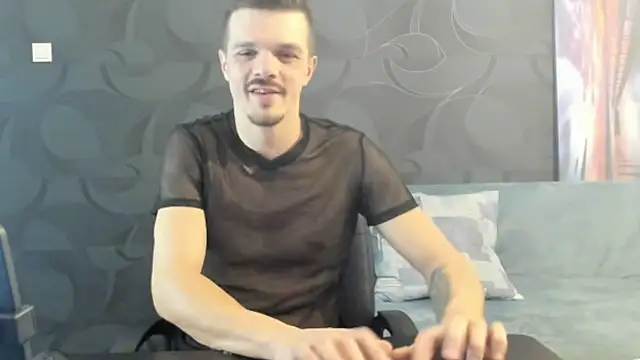 Snapshot of DonyBrown chatting on 03-16-25, 07:17 DonyBrown online show from 03-16-25, 07:17