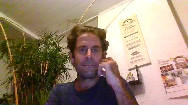 Vespa Crabo online show from 09-09-25, 09:13