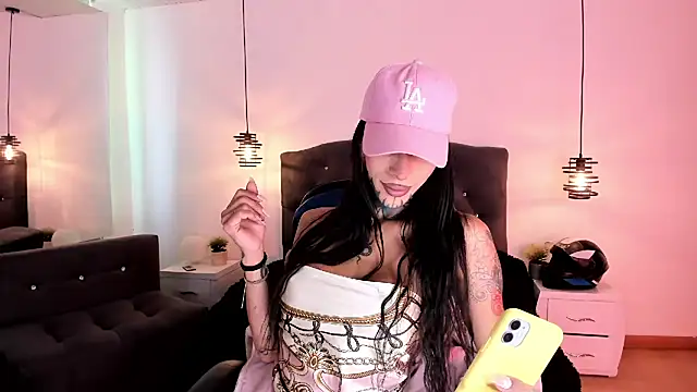 anne parker online show from 09-26-25, 02:13