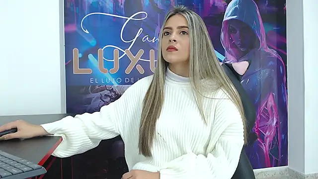 miacarperr1 online show from 02-10-25, 08:53