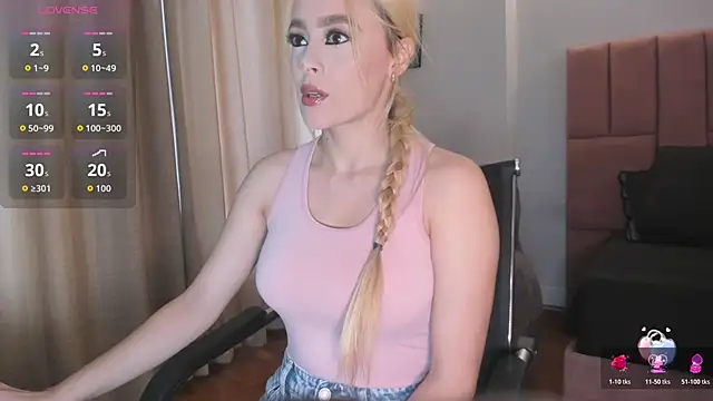 miacarperr1 online show from 04-18-26, 09:15