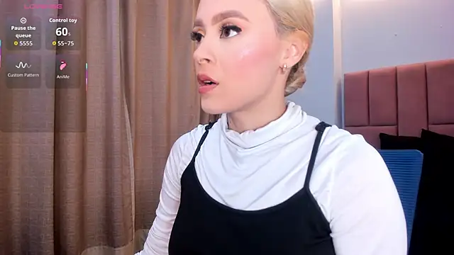 miacarperr1 online show from 02-26-26, 08:42