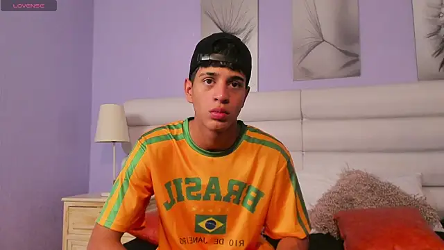 Tyler Rodriguez online show from 02-11-25, 09:14