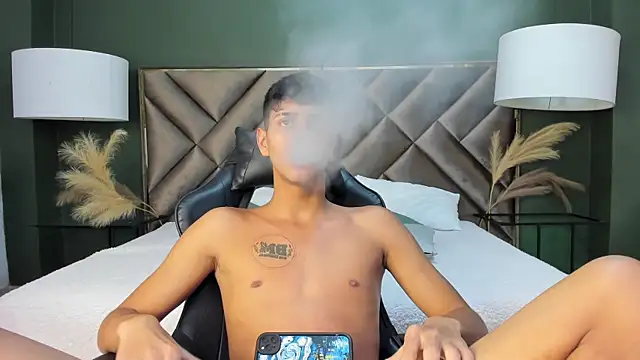 Tyler Rodriguez online show from 03-19-25, 03:30