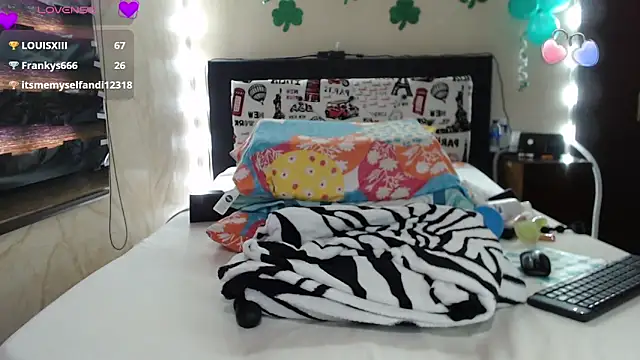 Rachell 111 online show from 03-16-25, 03:39