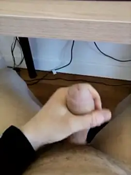 lovedoggy03 online show from 03-17-26, 11:24